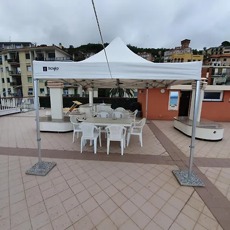 Residence Olivotti Finale Ligure Exterior photo