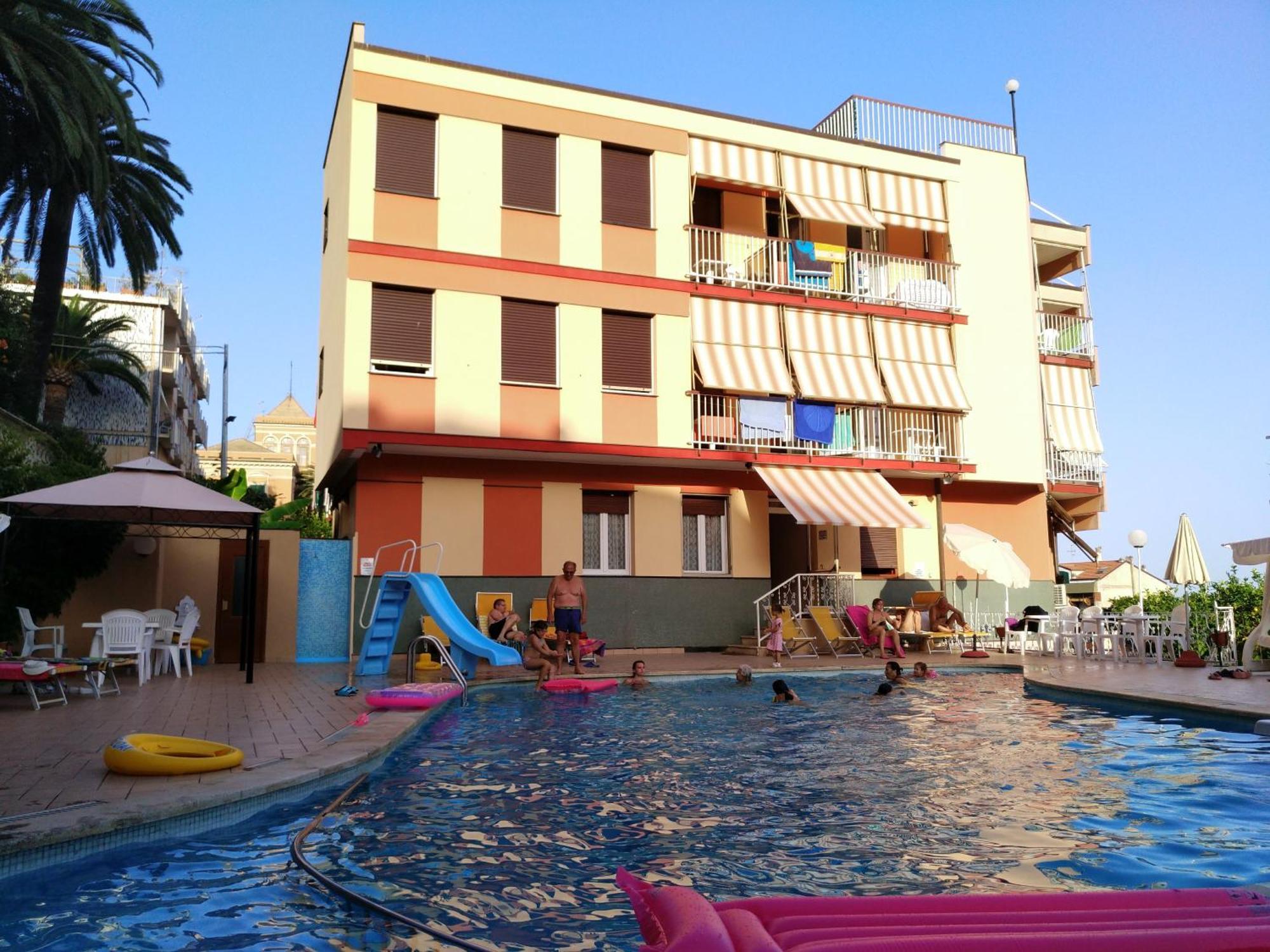 Olivotti Aparthotel Finale Ligure