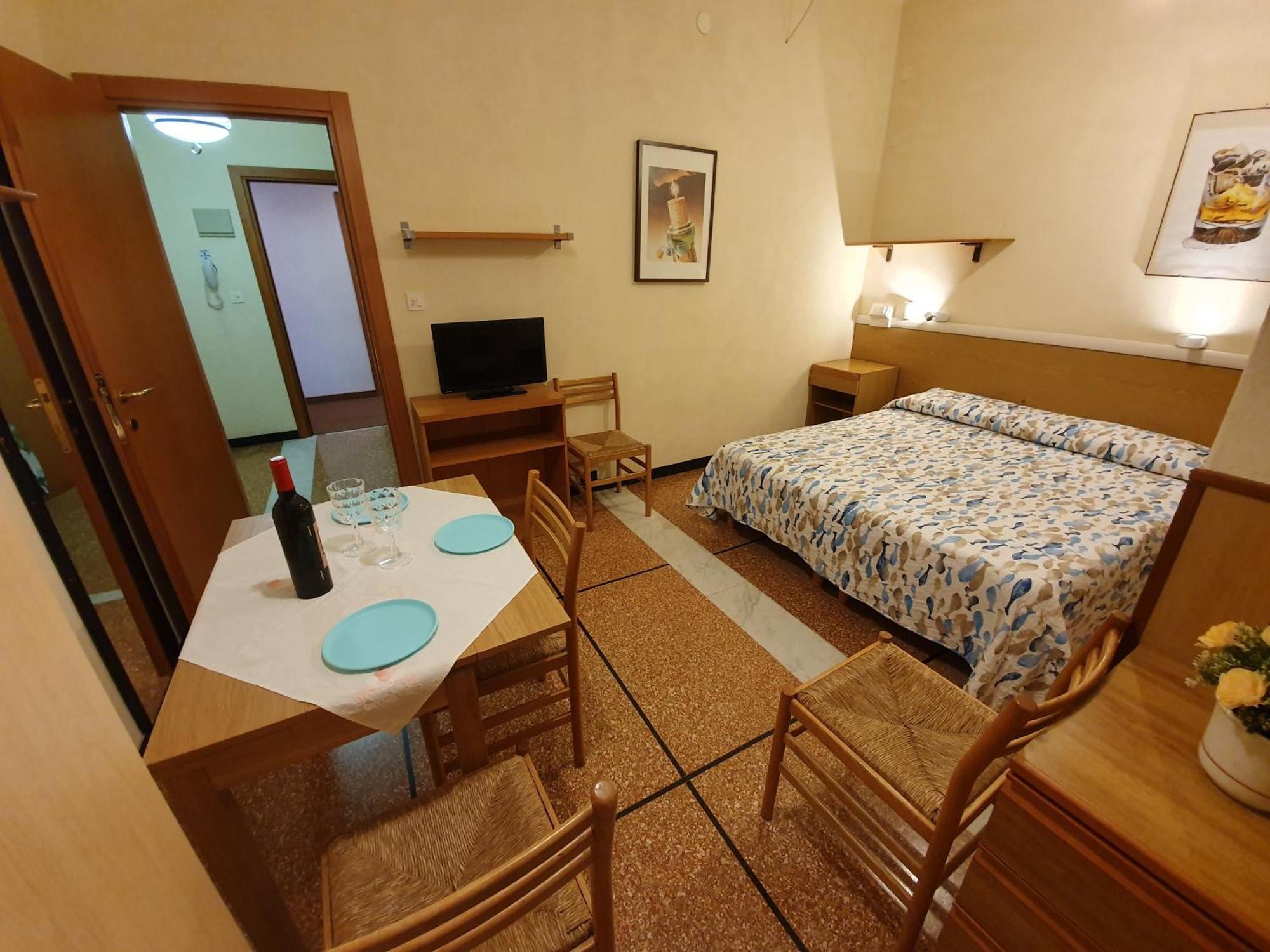 Aparthotel Olivotti 3*